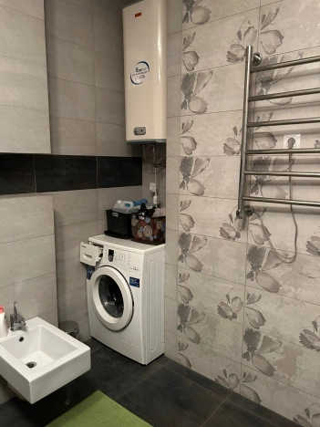 Купить двухкомнатную квартиру у метро Октябрьская в Новосибирске. Вариант № 15388, 10, площадь -  квм, цена 13700000 рублей