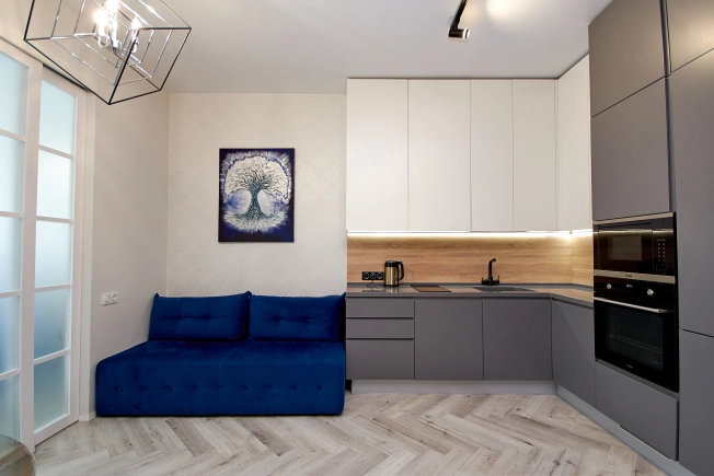 Купить трехкомнатную квартиру на улице Жилмассив в Новосибирской области. Вариант № 8926776, 5, площадь -  квм, цена 16500000 рублей