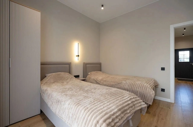 Купить дом в Санкт-Петербурге. Вариант № 3176385, 9, площадь -  квм, цена 13500000 рублей