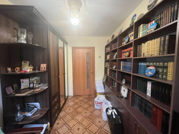 Купить трехкомнатную квартиру на улице Соборная в Пензенской области. Вариант № 9938607, 5, площадь -  квм, цена 3999999 рублей