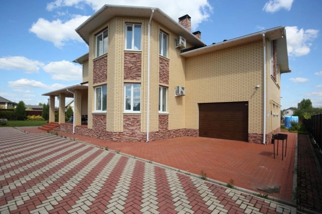 Купить дом в Калуге. Вариант № 2321, 4, площадь -  квм, цена 28700000 рублей