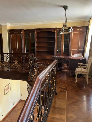 Купить квартиру в Москве. Вариант № 7909125, 15, площадь - квм, цена 237000000 рублей