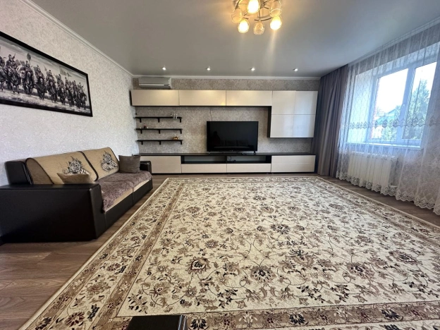 . Вариант № 49242, 2, площадь - 127 квм, цена 12000000 рублей