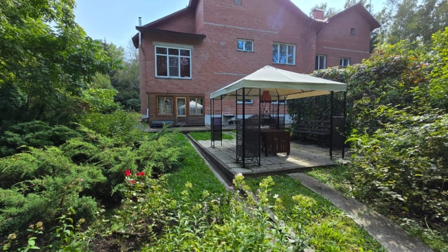 Купить дом у метро Золотая нива в Новосибирске. Вариант № 5467, 36, площадь -  квм, цена 67800000 рублей