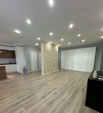 Купить трехкомнатную квартиру на улице Ленинский проспект в Москве. Вариант № 9567391, 17, площадь -  квм, цена 23500000 рублей