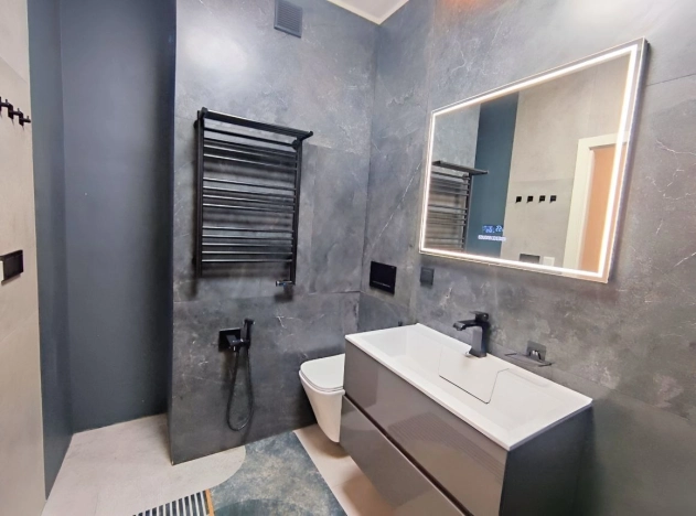 Купить квартиру в Москве. Вариант № 10249684, 19, площадь - квм, цена 35000000 рублей