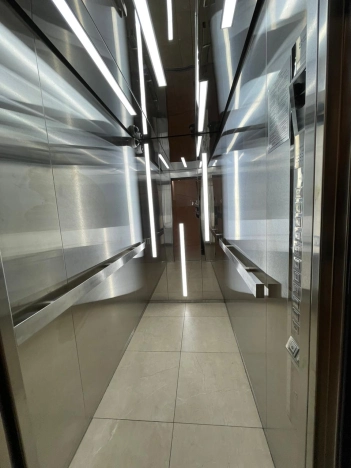 Купить однокомнатную квартиру на вторичке в районе Октябрьский в Новосибирске. Вариант № 7844590, 21, площадь -  квм, цена 8499000 рублей