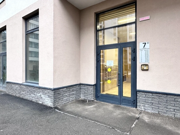 Купить однокомнатную квартиру в Ленинградской области. Вариант № 9638101, 14, площадь -  квм, цена 7660000 рублей