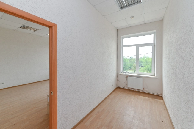 Снять коммерческую недвижимость в Таганроге. Вариант № 59893, 10, площадь -  квм, цена 100000 рублей