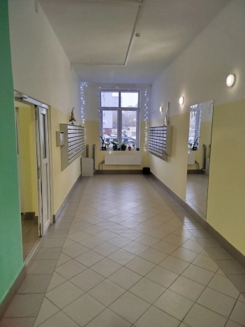 Купить квартиру в Омске. Вариант № 10247600, 1, площадь -  квм, цена 5950000 рублей