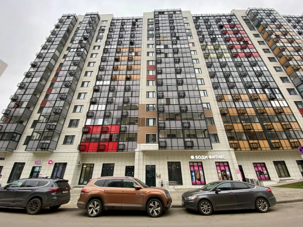 Купить квартиру в Москве. Вариант № 10439549, 23, площадь -  квм, цена 15490000 рублей