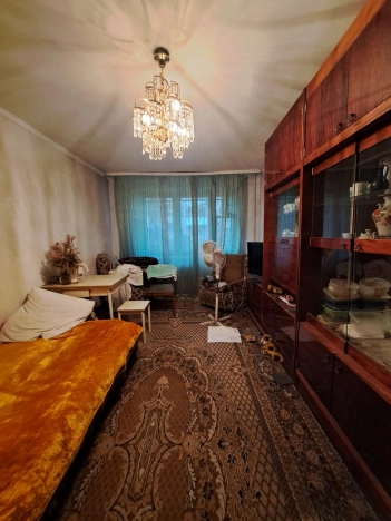 Купить двухкомнатную квартиру в Омске. Вариант № 2151225, 2, площадь -  квм, цена 4000000 рублей