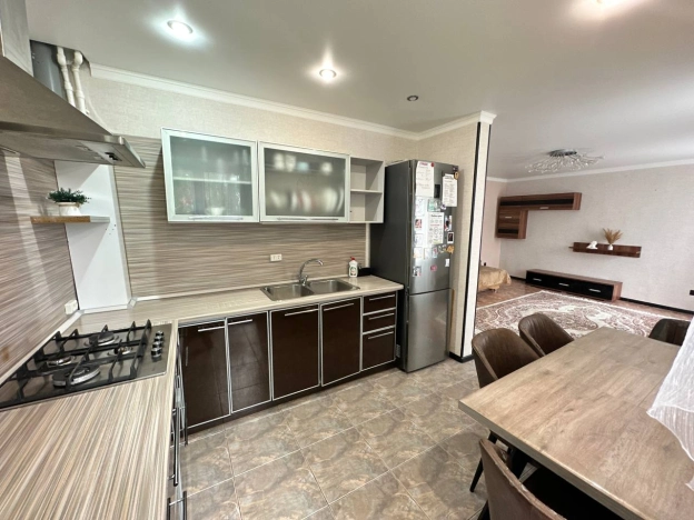 . Вариант № 1903185, 3, площадь - 73.2 квм, цена 7400000 рублей