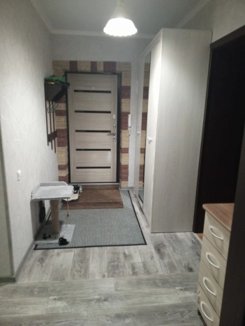 Снять квартиру в Тобольске. Вариант № 10301066, 11, площадь -  квм, цена 45000 рублей