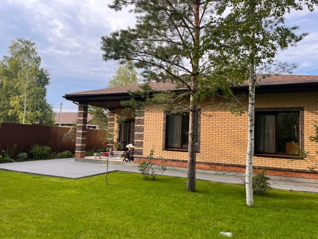 Купить дом в Тюмени. Вариант № 3829083, 0, площадь -  квм, цена 15000000 рублей