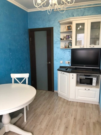 Купить двухкомнатную квартиру в Старом Осколе. Вариант № 9160274, 1, площадь -  квм, цена 5500000 рублей