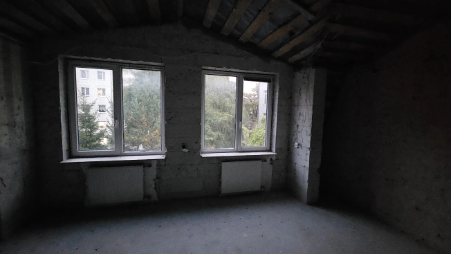 Купить четырехкомнатную квартиру в Калининграде. Вариант № 7938047, 10, площадь -  квм, цена 29000000 рублей