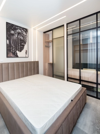 Купить двухкомнатную квартиру в Тобольске. Вариант № 10981527, 19, площадь - квм, цена 11000000 рублей