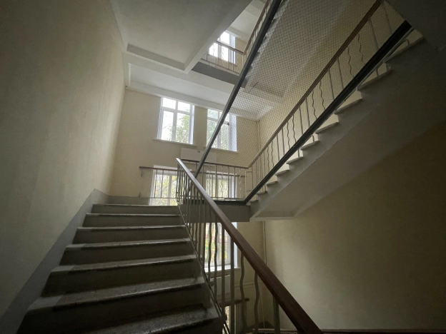 Купить квартиру в Москве. Вариант № 8004979, 24, площадь - квм, цена 28000000 рублей