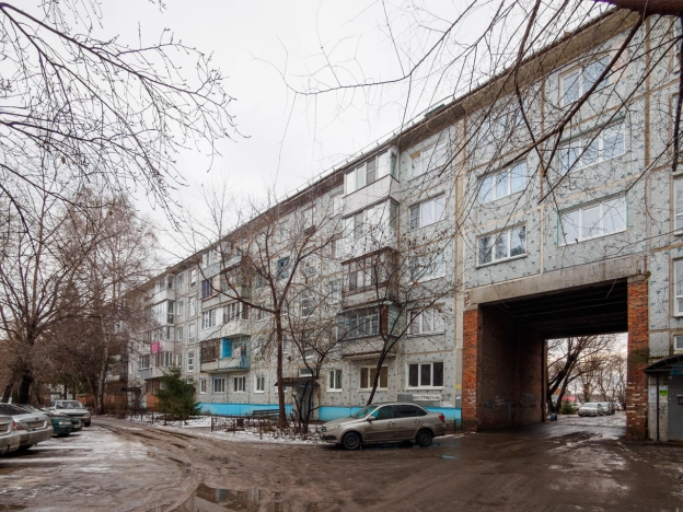 Купить двухкомнатную квартиру в Омске. Вариант № 9055396, 21, площадь -  квм, цена 4000000 рублей