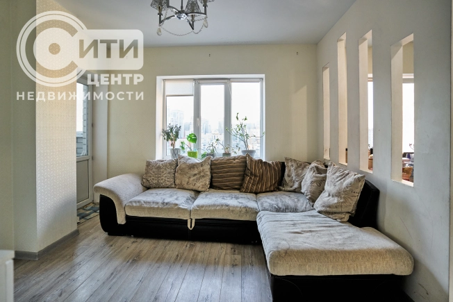 Купить трехкомнатную квартиру в районе Коминтерновский в Воронеже. Вариант № 1043848, 5, площадь - квм, цена 8999000 рублей