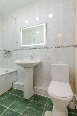 Купить четырехкомнатную квартиру в Вологде. Вариант № 18317, 4, площадь -  квм, цена 9700000 рублей