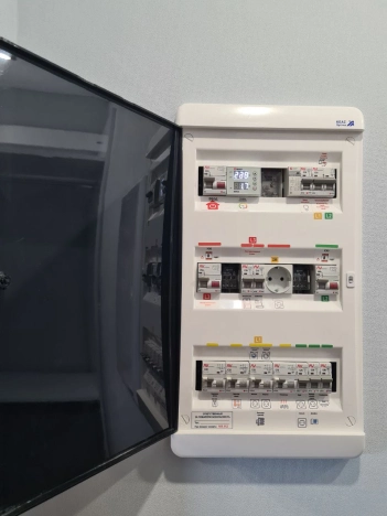 Купить двухкомнатную квартиру в Микрорайоне Чижовка в Воронеже. Вариант № 10787013, 26, площадь - квм, цена 11000000 рублей