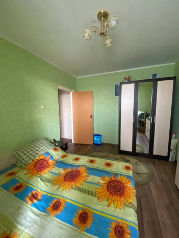 Купить трехкомнатную квартиру в Белгородской области. Вариант № 10025548, 13, площадь -  квм, цена 3700000 рублей