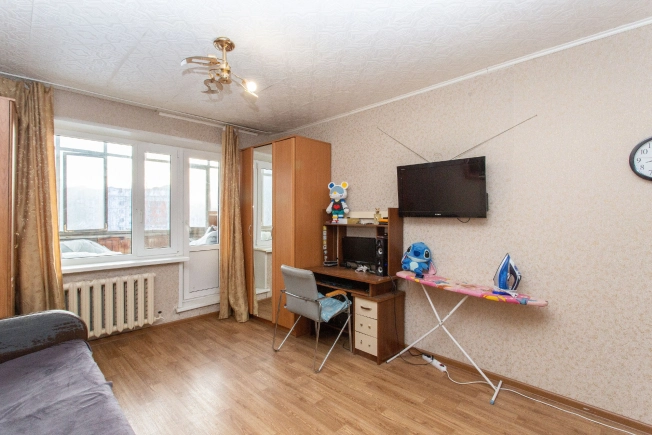 Купить квартиру в Тобольске. Вариант № 10410889, 5, площадь -  квм, цена 3100000 рублей