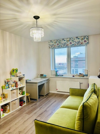 Купить двухкомнатную квартиру в районе Приморский в Санкт-Петербурге. Вариант № 7593855, 6, площадь -  квм, цена 24500000 рублей