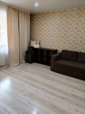 Купить квартиру у метро Площадь Маркса в Новосибирске. Вариант № 58967, 5, площадь -  квм, цена 5350000 рублей