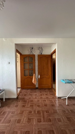 Купить двухкомнатную квартиру в Микрорайоне 4-й, Элиста в Элисте. Вариант № 37206, 6, площадь -  квм, цена 3500000 рублей