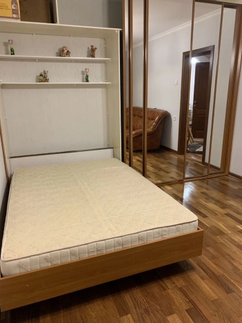 Купить однокомнатную квартиру на улице Шелепихинская набережная в Москве. Вариант № 10076792, 4, площадь -  квм, цена 10000000 рублей