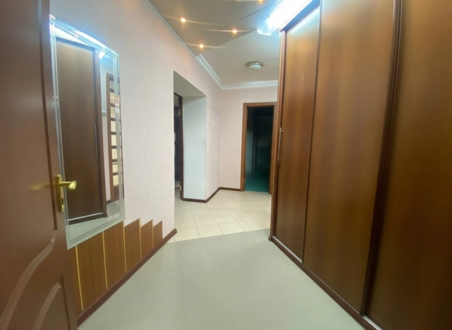 Купить квартиру на улице Норильская в Улан-Удэ. Вариант № 214433, 2, площадь -  квм, цена 8250000 рублей