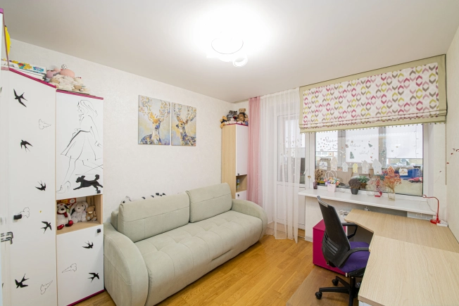 Купить трехкомнатную квартиру на улице Полтавская в Нижнем Новгороде. Вариант № 981640, 4, площадь -  квм, цена 21500000 рублей