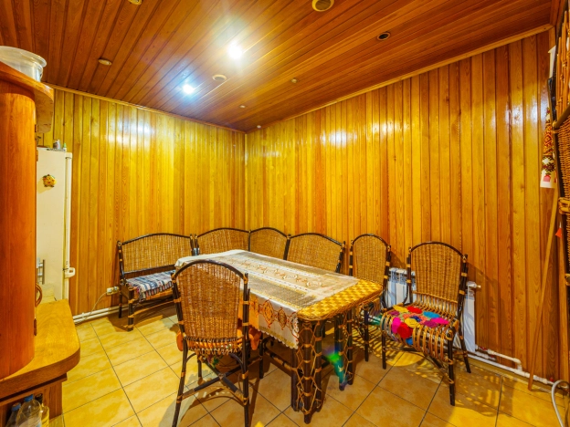 Купить коммерческую недвижимость свободного назначения в Омске. Вариант № 8287, 14, площадь -  квм, цена 10600000 рублей