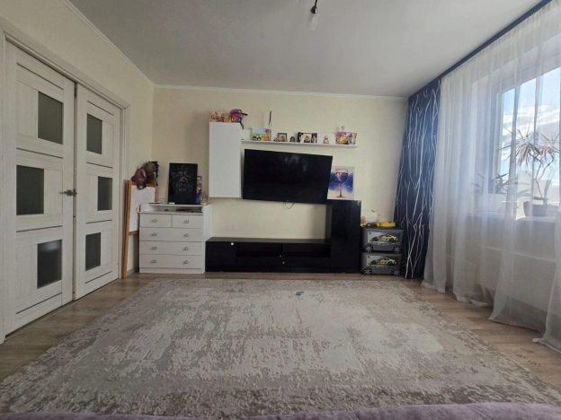 Купить квартиру в Москве. Вариант № 10340412, 12, площадь -  квм, цена 17900000 рублей