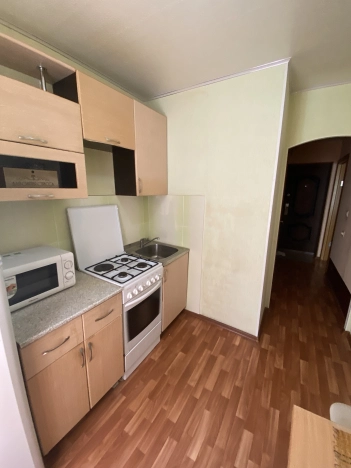 Купить однокомнатную квартиру в Орске. Вариант № 1056270, 5, площадь - квм, цена 2350000.0000 рублей