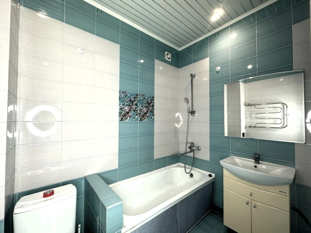 Купить однокомнатную квартиру в Калужской области. Вариант № 41105, 10, площадь -  квм, цена 4500000 рублей