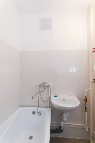 Купить квартиру на улице проезд Домостроителей в Тобольске. Вариант № 10554116, 7, площадь - квм, цена 7750000 рублей