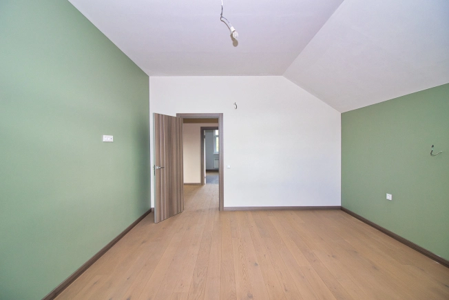 Купить дом на улице Комсомольская в Ивановской области. Вариант № 5922545, 9, площадь -  квм, цена 16800000 рублей