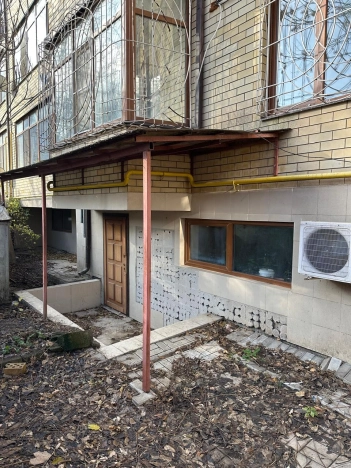 Купить коммерческую недвижимость свободного назначения в Краснодаре. Вариант № 19690, 1, площадь - квм, цена 12500000.0000 рублей