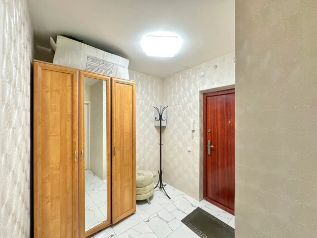 Купить Студию в Санкт-Петербурге. Вариант № 10383087, 19, площадь -  квм, цена 7400000 рублей