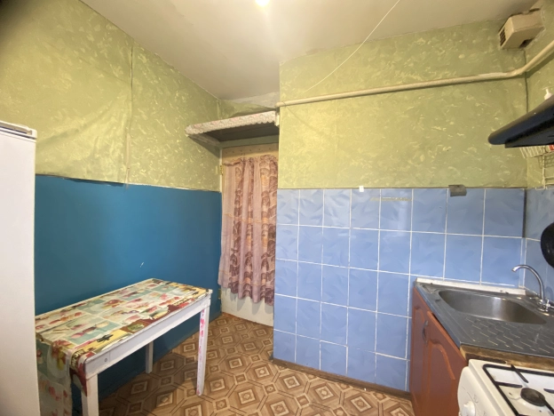 Купить четырехкомнатную квартиру в Рязанской области. Вариант № 10442980, 7, площадь -  квм, цена 1200000 рублей