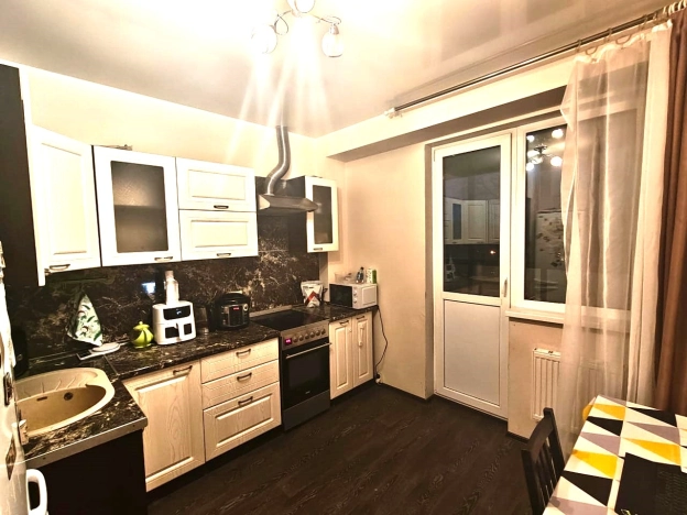 Снять квартиру в Санкт-Петербурге. Вариант № 8709452, 0, площадь -  квм, цена 30000 рублей