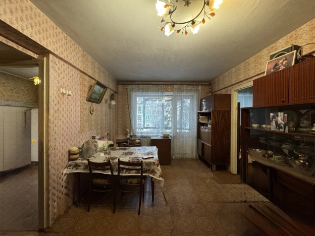 Купить двухкомнатную квартиру в Иркутской области. Вариант № 10414907, 1, площадь -  квм, цена 3100000 рублей