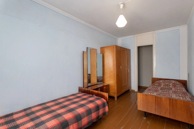 Купить трехкомнатную квартиру на вторичке на улице Карла Маркса в Республике Башкортостан. Вариант № 31958, 7, площадь -  квм, цена 3600000 рублей