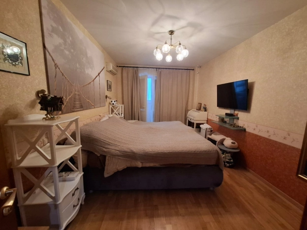 Купить квартиру в Москве. Вариант № 49870, 14, площадь - квм, цена 39000000.0000 рублей