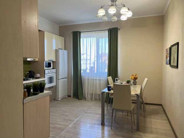 Купить дом на улице Везельская в Белгороде. Вариант № 6775407, 8, площадь -  квм, цена 14950000 рублей