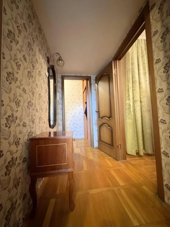 Купить квартиру в Москве. Вариант № 8431412, 4, площадь -  квм, цена 21000000 рублей